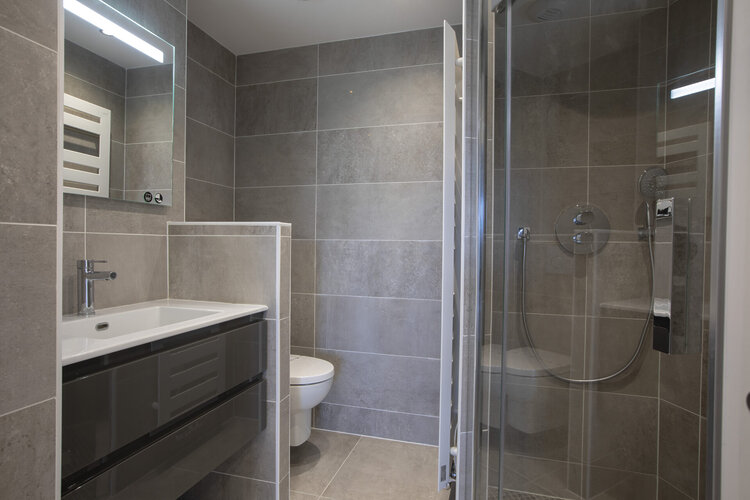 Vue salle de bains résidence Bati armor