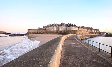 Conseil Immobilier Pourquoi investir dans un bien immobilier neuf à Saint-Malo en LMNP ?