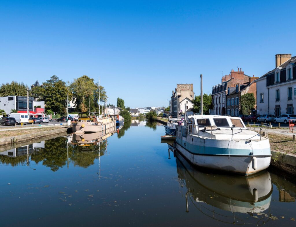 canal-saint-martin-bateau-rennes-residence-academy-rennes